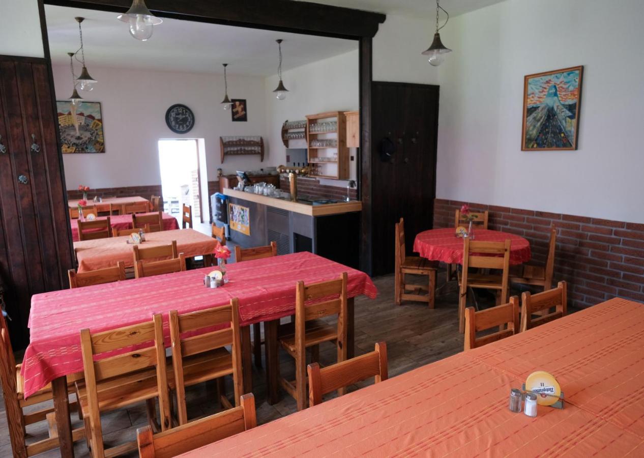 Penzion Betty Okounov Bagian luar foto